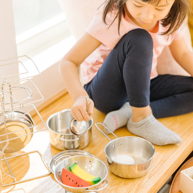 Melissa & Doug Let’s Play House Pots And Pans Set With Stand